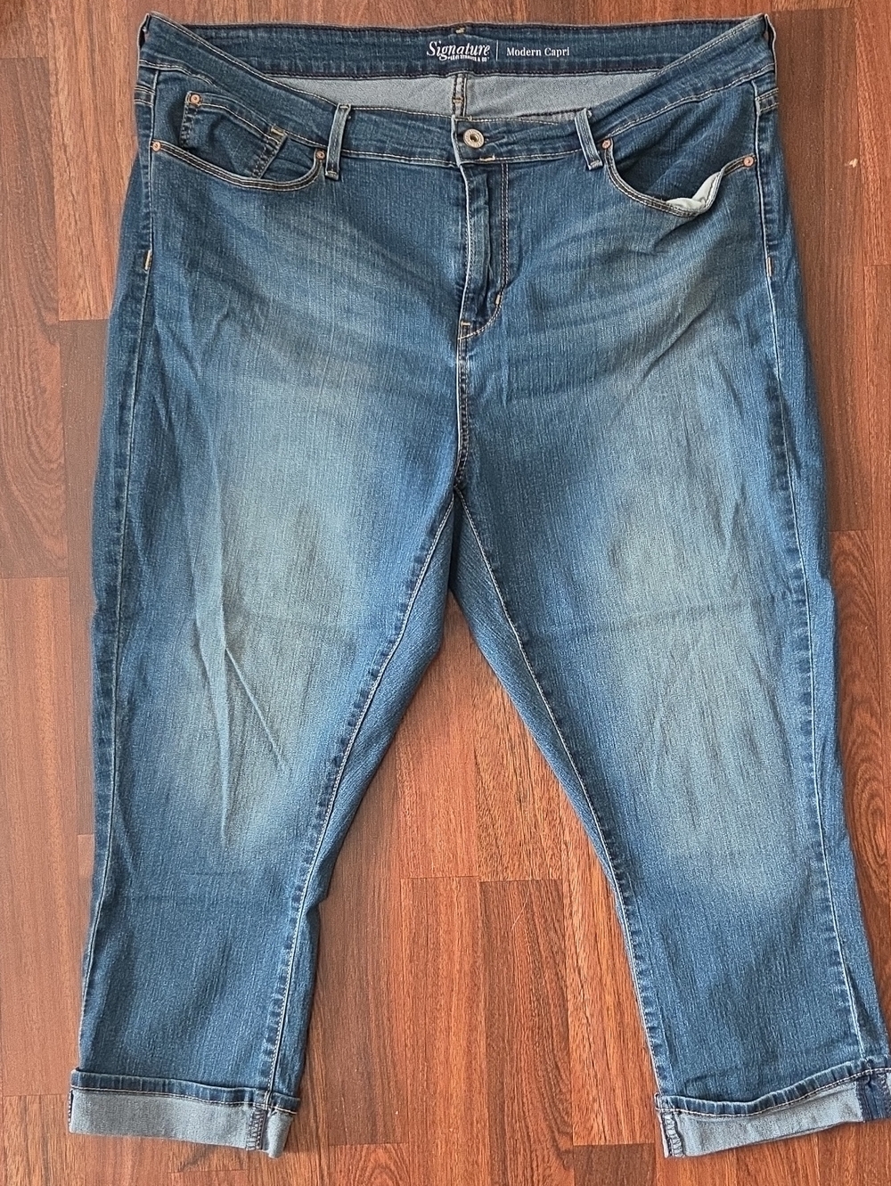 Levi Straus & Co Blue Jeans - NWOT